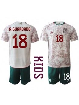Otroški Nogometna dresi replika Mehika Andres Guardado #18 Gostujoči SP 2022 Kratek rokav (+ hlače)